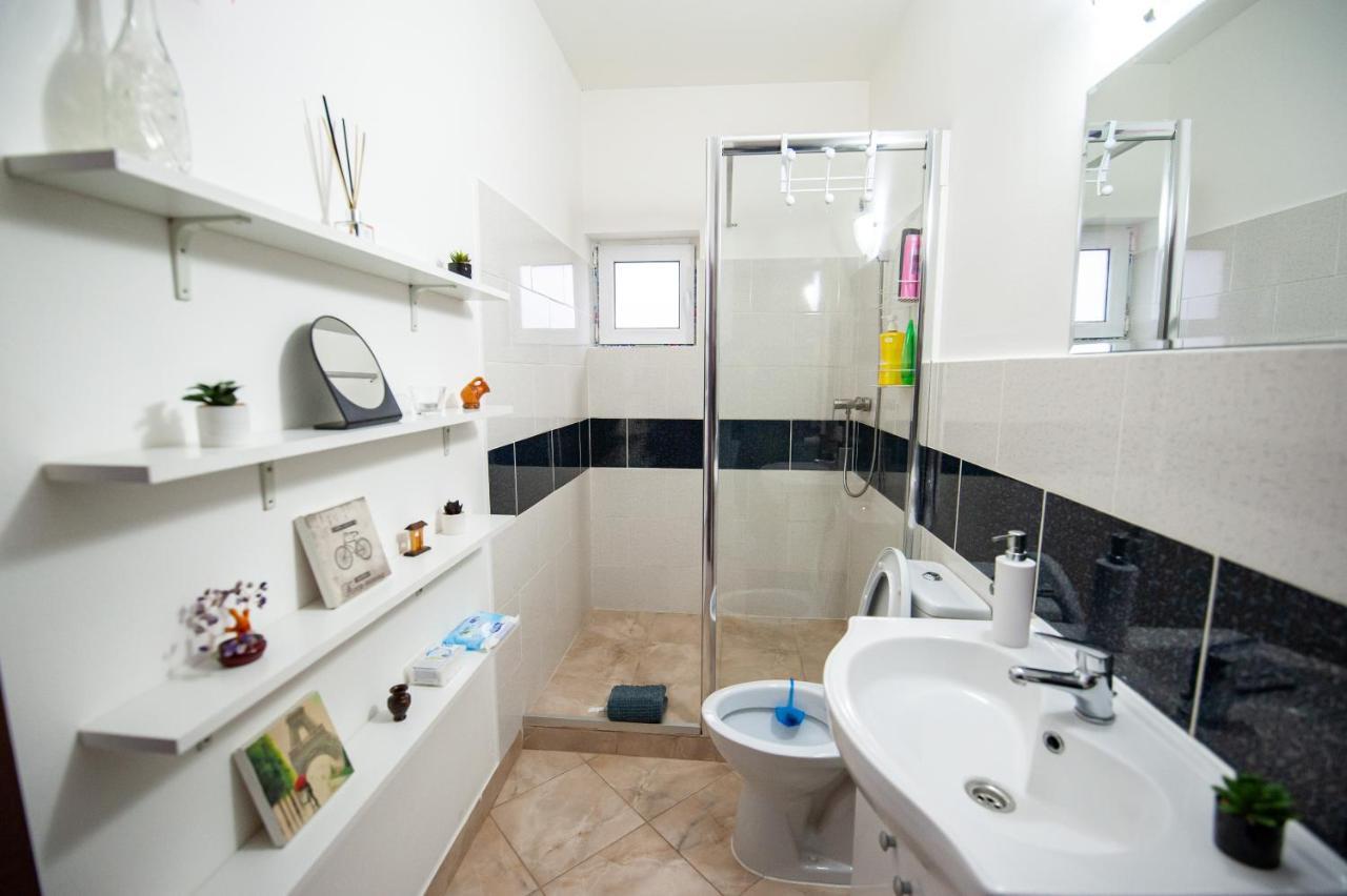 1 Freidorf Apartment Timisoara Bagian luar foto