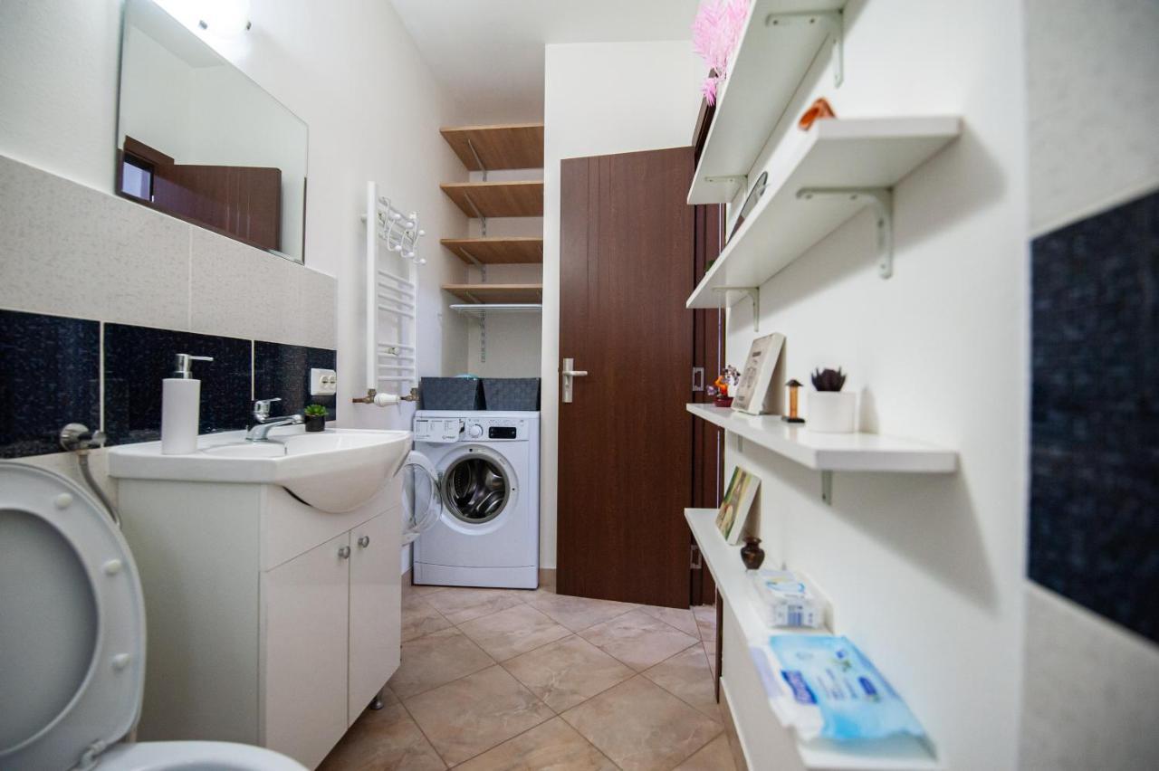 1 Freidorf Apartment Timisoara Bagian luar foto